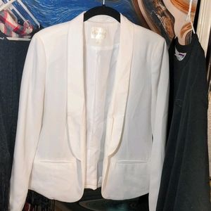 🍒✨ White blazer